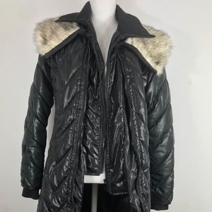 toggle puffer faux  hood $30 Excellent Condition